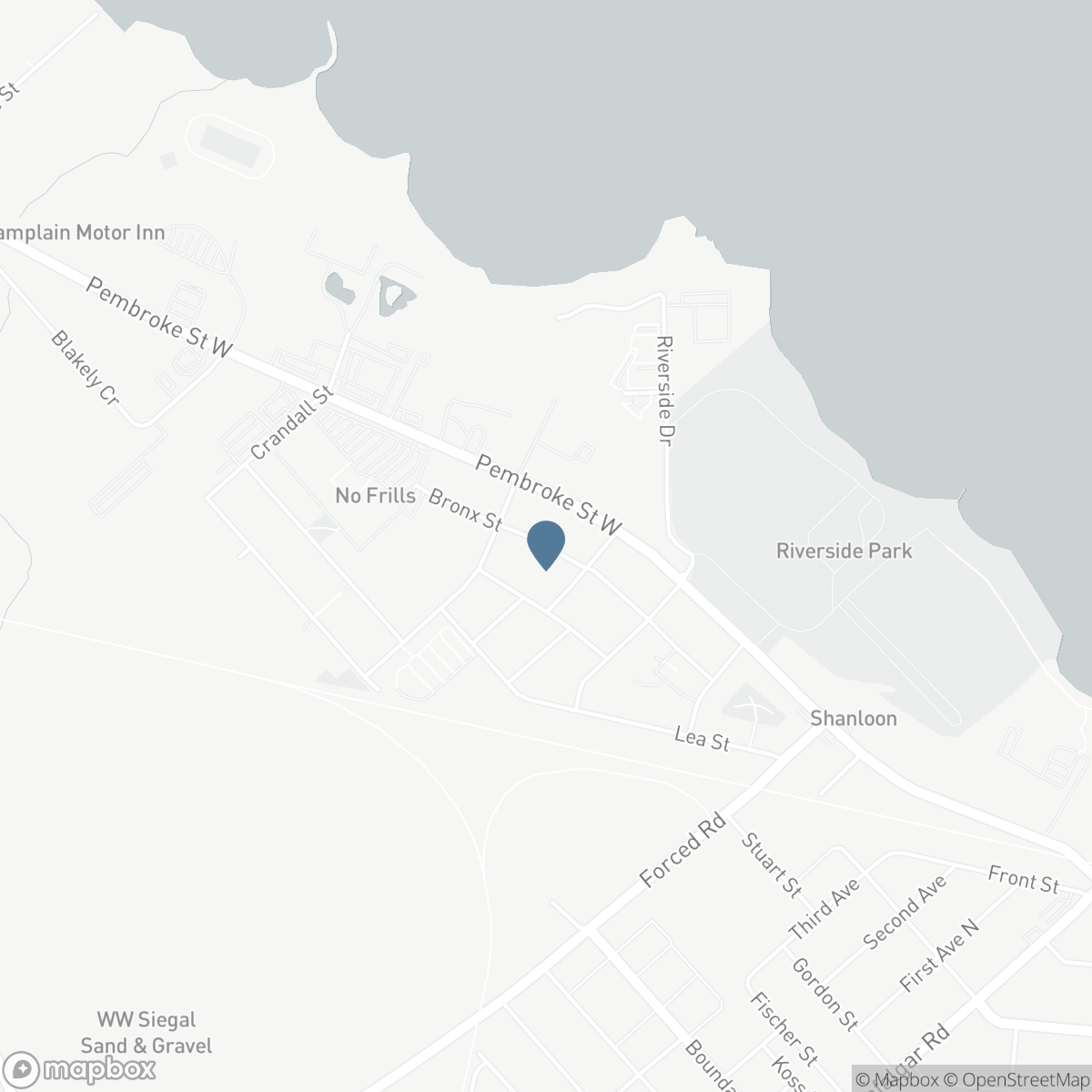 1081 BRONX STREET, Pembroke, Ontario K8A 6G8